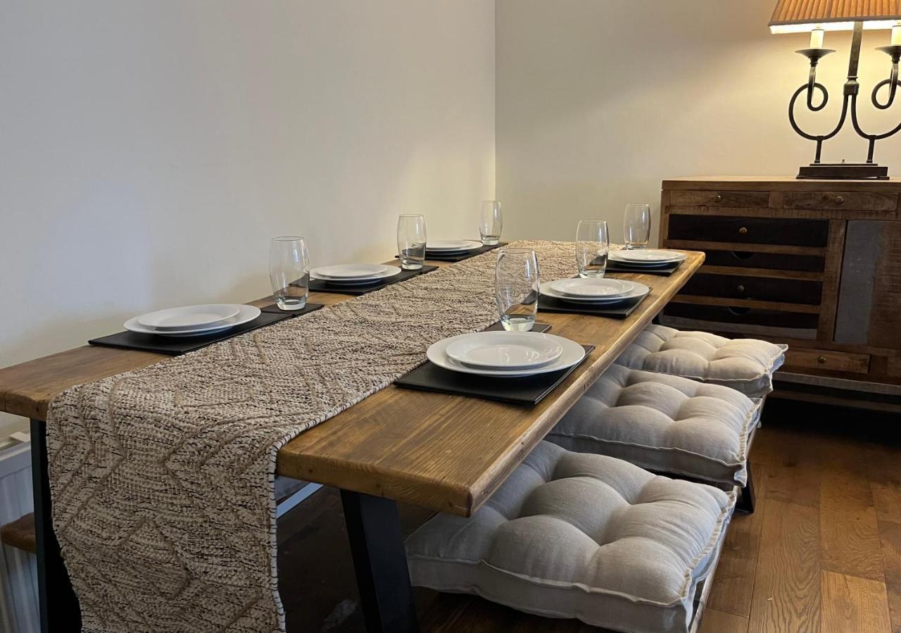 Stunning Beverley Bungalow W Fireplace, Private Parking, And Garden Екстер'єр фото